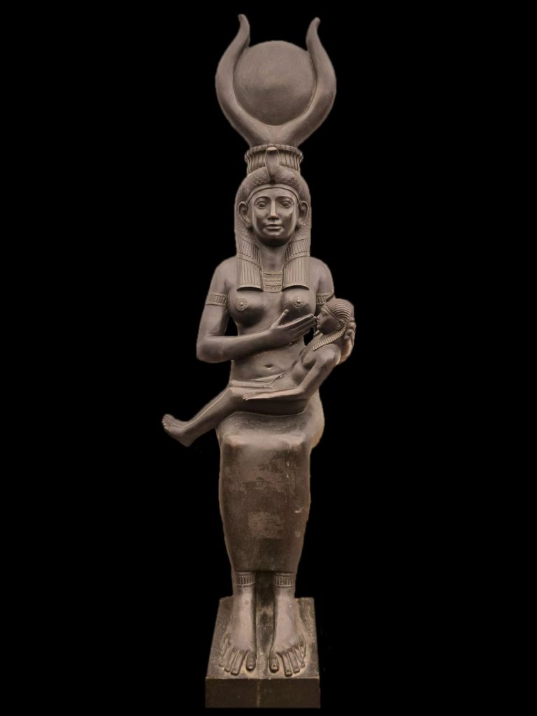 Statua bronzea della dea Iside lactans ed Horus Arpocrate